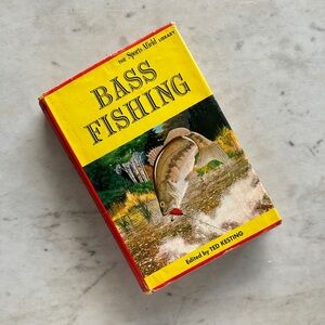 VINTAGE BOOK -1964 EDITION OF HARDBACK BASS FISHING